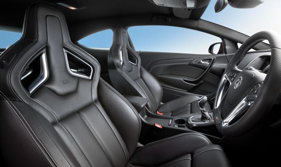 Vauxhall Astra VXR 2012 года  (фото 271 из 274)